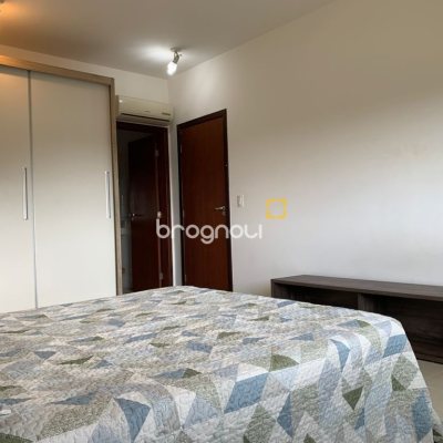 Apartamento com 260m², 4 quartos (sendo 2 suítes), 3 garagens, no bairro Lagoa da Conceição em Florianópolis
