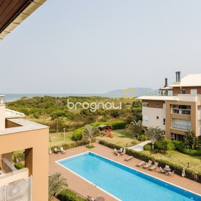 Cobertura com 174m², 3 quartos (sendo 1 suíte), 3 garagens, no bairro Campeche em Florianópolis