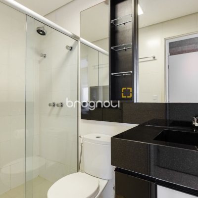 Cobertura com 174m², 3 quartos (sendo 1 suíte), 3 garagens, no bairro Campeche em Florianópolis