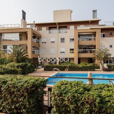 Cobertura com 174m², 3 quartos (sendo 1 suíte), 3 garagens, no bairro Campeche em Florianópolis