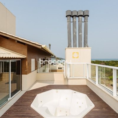 Cobertura com 174m², 3 quartos (sendo 1 suíte), 3 garagens, no bairro Campeche em Florianópolis