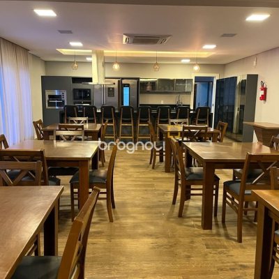 Casa com 340m², 3 quartos (sendo 2 suítes), 2 garagens, no bairro Rio Tavares em Florianópolis