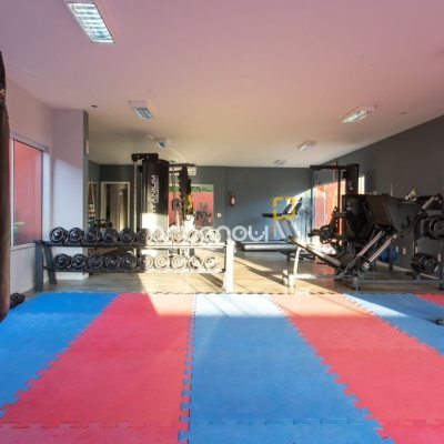 Casa com 340m², 3 quartos (sendo 2 suítes), 2 garagens, no bairro Rio Tavares em Florianópolis