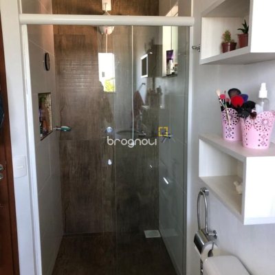 Casa com 197m², 4 quartos (sendo 1 suíte), 3 garagens, no bairro Campeche em Florianópolis