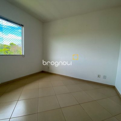 Casa com 141m², 3 quartos (sendo 1 suíte), 2 garagens, no bairro Campeche em Florianópolis