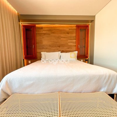 Casa com 530m², 4 quartos (sendo 4 suítes), 4 garagens, no bairro Novo Campeche em Florianópolis