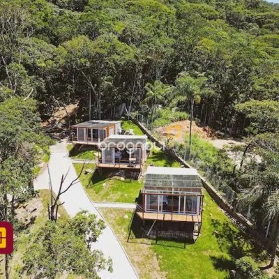 Casa com 600m², 7 quartos (sendo 4 suítes), 11 garagens, no bairro Açores em Florianópolis