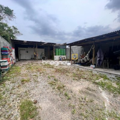 Terreno com 217m², no bairro Bela Vista em Palhoça