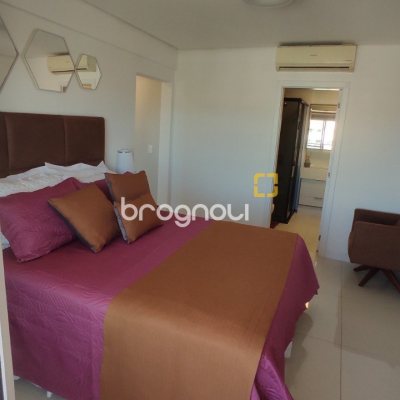 Apartamento com 142m², 3 quartos (sendo 2 suítes), 3 garagens, no bairro Floresta em São José