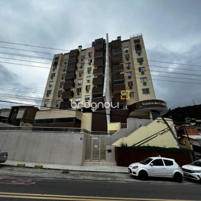 Apartamento com 77m², 3 quartos (sendo 1 suíte), 1 garagem, no bairro Costeira do Pirajubaé em Florianópolis
