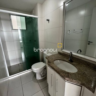 Apartamento com 77m², 3 quartos (sendo 1 suíte), 1 garagem, no bairro Costeira do Pirajubaé em Florianópolis
