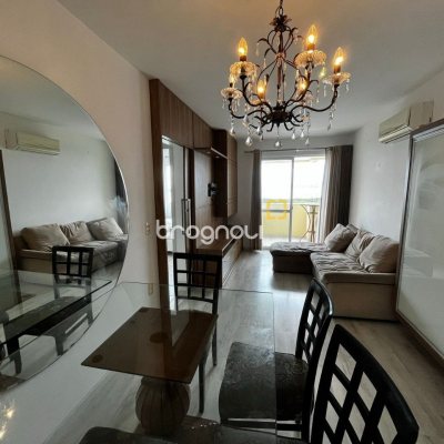 Apartamento com 77m², 3 quartos (sendo 1 suíte), 1 garagem, no bairro Costeira do Pirajubaé em Florianópolis