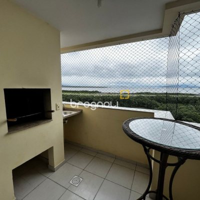 Apartamento com 77m², 3 quartos (sendo 1 suíte), 1 garagem, no bairro Costeira do Pirajubaé em Florianópolis