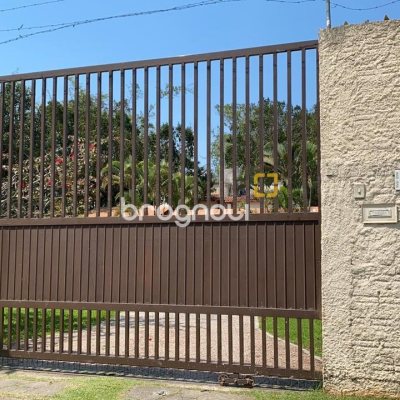Casa com 300m², 4 quartos (sendo 2 suítes), no bairro Vargem Grande em Florianópolis