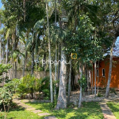 Casa com 300m², 4 quartos (sendo 2 suítes), no bairro Vargem Grande em Florianópolis