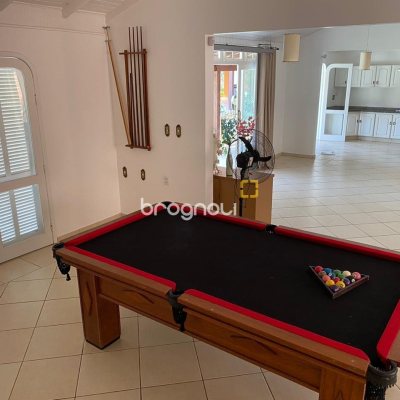 Casa com 300m², 4 quartos (sendo 2 suítes), no bairro Vargem Grande em Florianópolis