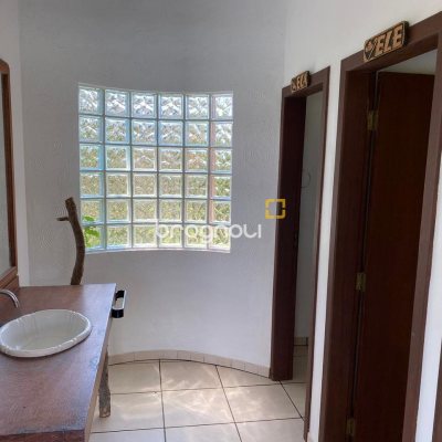 Casa com 300m², 4 quartos (sendo 2 suítes), no bairro Vargem Grande em Florianópolis