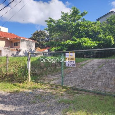 Terreno com 1391m², no bairro Pantanal em Florianópolis