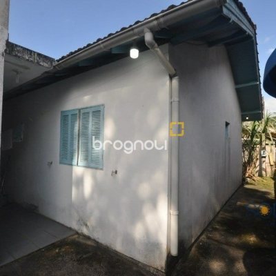 Terreno com 1391m², no bairro Pantanal em Florianópolis