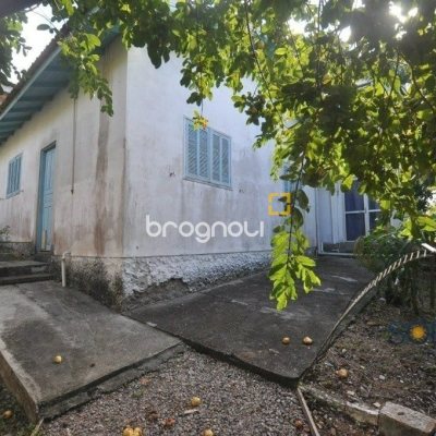 Terreno com 1391m², no bairro Pantanal em Florianópolis