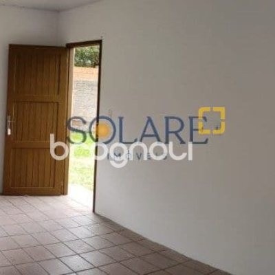 Casa com 73m², 3 quartos, 1 garagem, no bairro Rio Tavares em Florianópolis