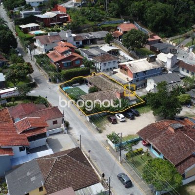 Casa com 250m², 4 quartos (sendo 1 suíte), no bairro Santo Antônio de Lisboa em Florianópolis