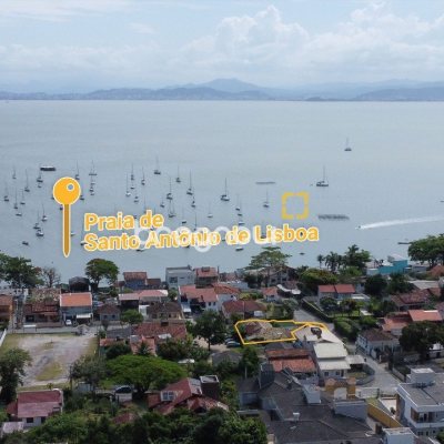 Casa com 250m², 4 quartos (sendo 1 suíte), no bairro Santo Antônio de Lisboa em Florianópolis