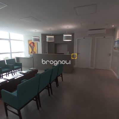 Sala com 52m², 1 garagem, no bairro Agronômica em Florianópolis