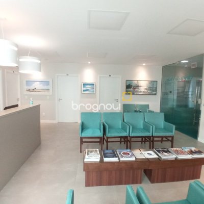 Sala com 52m², 1 garagem, no bairro Agronômica em Florianópolis