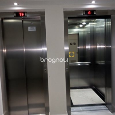 Sala com 52m², 1 garagem, no bairro Agronômica em Florianópolis