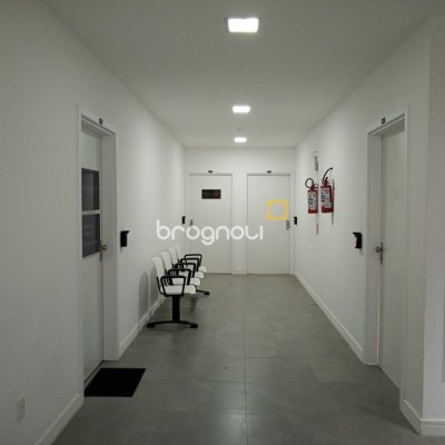 Sala com 52m², 1 garagem, no bairro Agronômica em Florianópolis