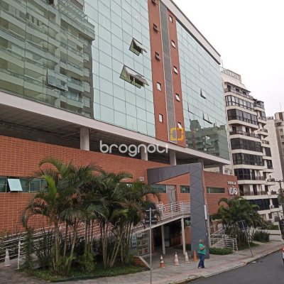 Sala com 52m², 1 garagem, no bairro Agronômica em Florianópolis