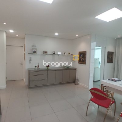 Sala com 52m², 1 garagem, no bairro Agronômica em Florianópolis