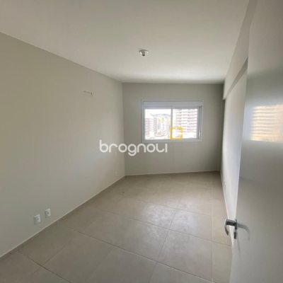 Cobertura com 93m², 3 quartos (sendo 1 suíte), 2 garagens, no bairro Itacorubi em Florianópolis