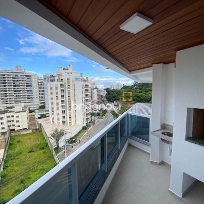 Cobertura com 93m², 3 quartos (sendo 1 suíte), 2 garagens, no bairro Itacorubi em Florianópolis