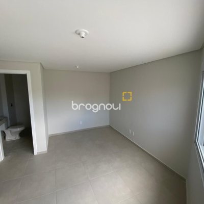 Cobertura com 93m², 3 quartos (sendo 1 suíte), 2 garagens, no bairro Itacorubi em Florianópolis