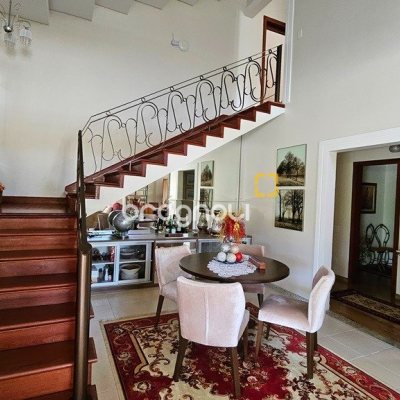 Casa com 280m², 4 quartos (sendo 3 suítes), 2 garagens, no bairro Sul do Rio em Santo Amaro da Imperatriz