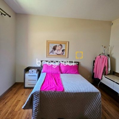 Casa com 280m², 4 quartos (sendo 3 suítes), 2 garagens, no bairro Sul do Rio em Santo Amaro da Imperatriz