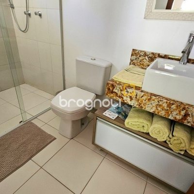 Casa com 280m², 4 quartos (sendo 3 suítes), 2 garagens, no bairro Sul do Rio em Santo Amaro da Imperatriz