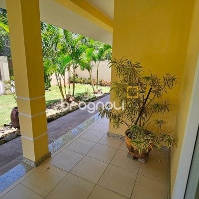 Casa com 280m², 4 quartos (sendo 3 suítes), 2 garagens, no bairro Sul do Rio em Santo Amaro da Imperatriz