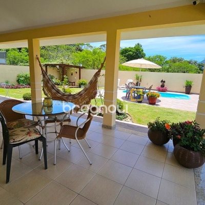 Casa com 280m², 4 quartos (sendo 3 suítes), 2 garagens, no bairro Sul do Rio em Santo Amaro da Imperatriz