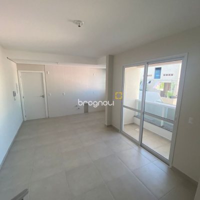 Cobertura com 114m², 2 quartos (sendo 2 suítes), 2 garagens, no bairro Itacorubi em Florianópolis