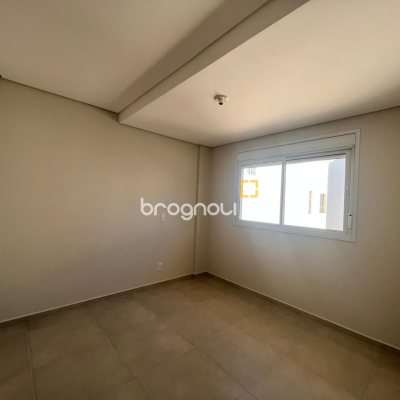 Cobertura com 114m², 2 quartos (sendo 2 suítes), 2 garagens, no bairro Itacorubi em Florianópolis