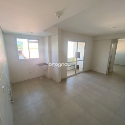 Cobertura com 114m², 2 quartos (sendo 2 suítes), 2 garagens, no bairro Itacorubi em Florianópolis
