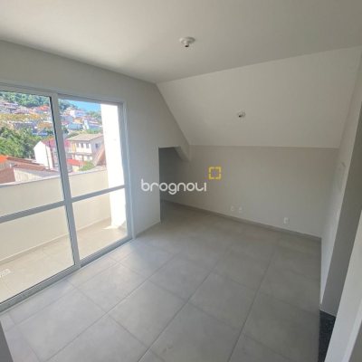 Cobertura com 115m², 2 quartos (sendo 2 suítes), 1 garagem, no bairro Itacorubi em Florianópolis