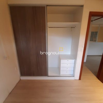 Casa com 325m², 3 garagens, no bairro Morro das Pedras em Florianópolis