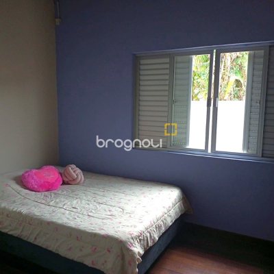 Casa com 94m², no bairro Centro em São José