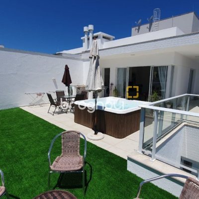 Apartamento com 161m², 2 quartos (sendo 1 suíte), 2 garagens, no bairro Campeche em Florianópolis