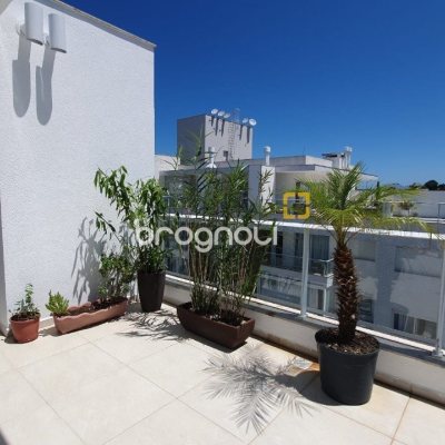 Apartamento com 161m², 2 quartos (sendo 1 suíte), 2 garagens, no bairro Campeche em Florianópolis