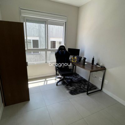 Apartamento com 114m², 3 quartos (sendo 1 suíte), 2 garagens, no bairro Campeche em Florianópolis